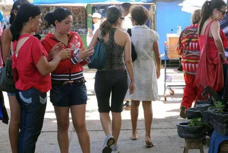 Brazılııa erler men áıelderdiń jalaqysyn teńestiredi