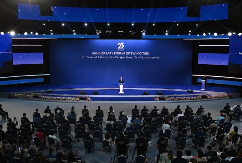 توقايەۆ: قالانىڭ شەتكەرى اۋداندارىنا كوڭىل بولمەۋ ادىلەتتى قوعام يدەياسىنا ساي كەلمەيدى