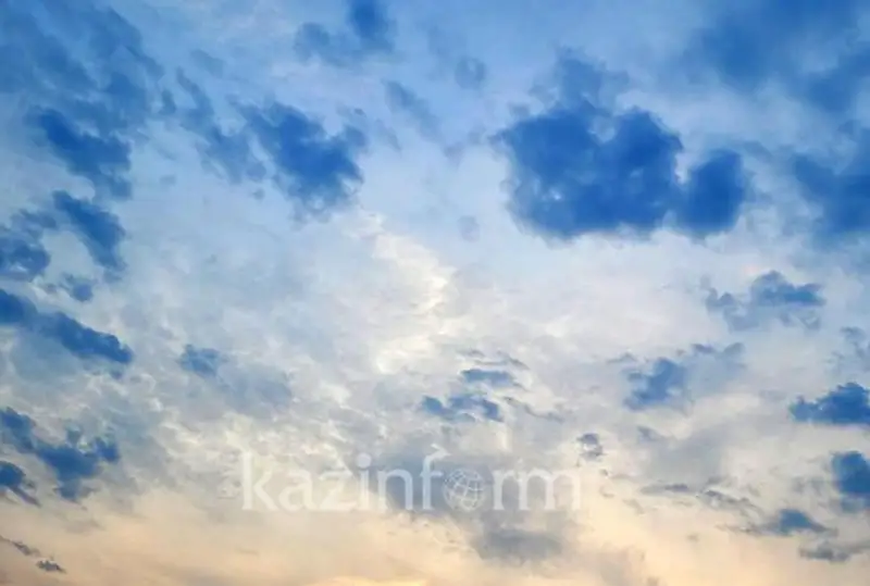 Неприятные запахи в Атырау: чиновник попросил потерпеть