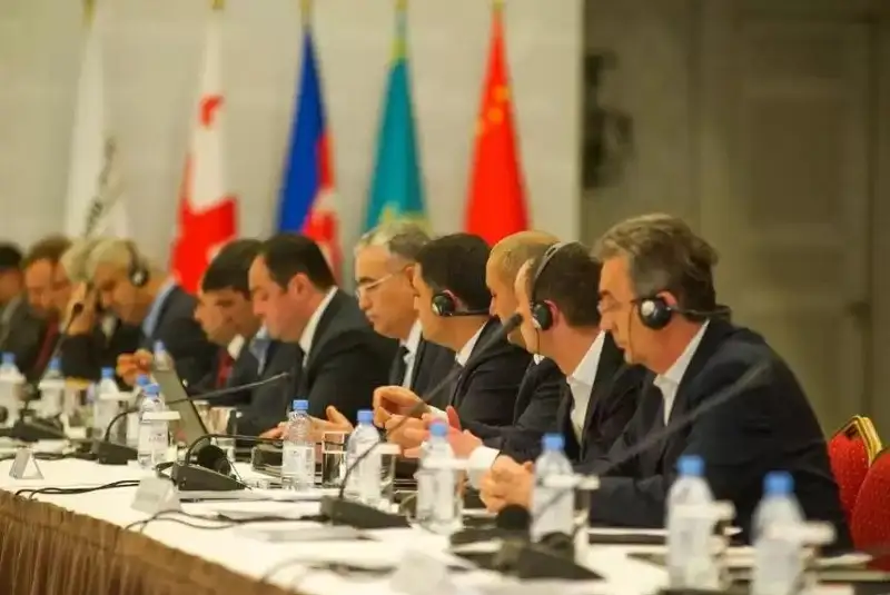 Транскаспий йўналиши бўйича юк ташиш ҳажми 2,5 баробар ошди