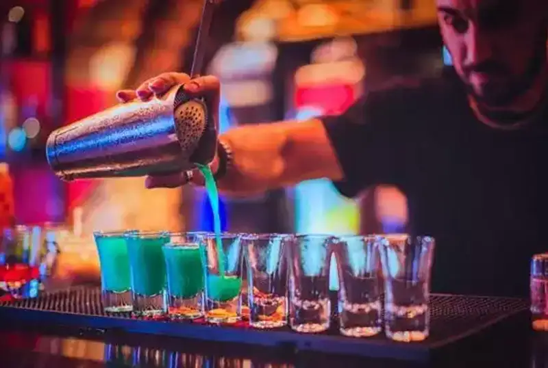 Vashıngtonda alǵashqy alkogolsiz bar ashyldy