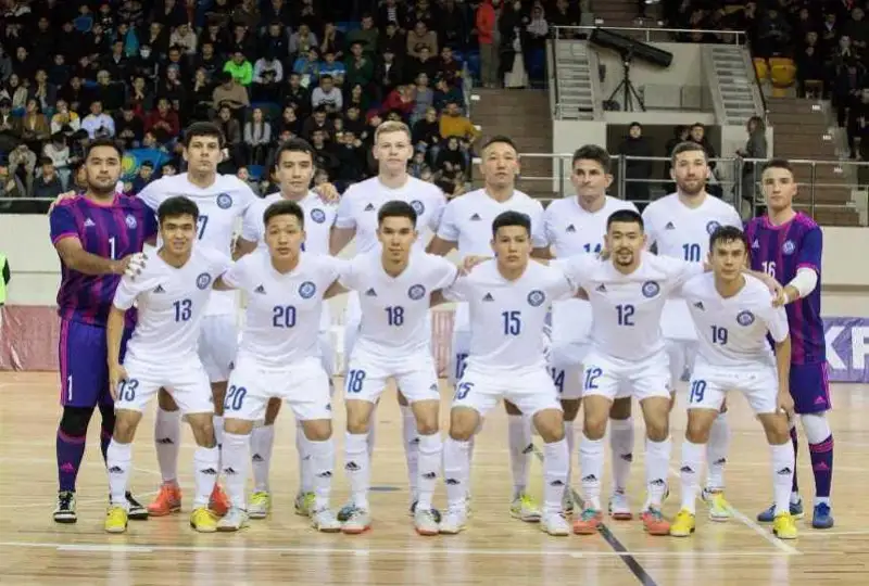 Футзал: Қозоғистон терма жамоаси ҳал қилувчи ўйинни Словенияга қарши ўтказади