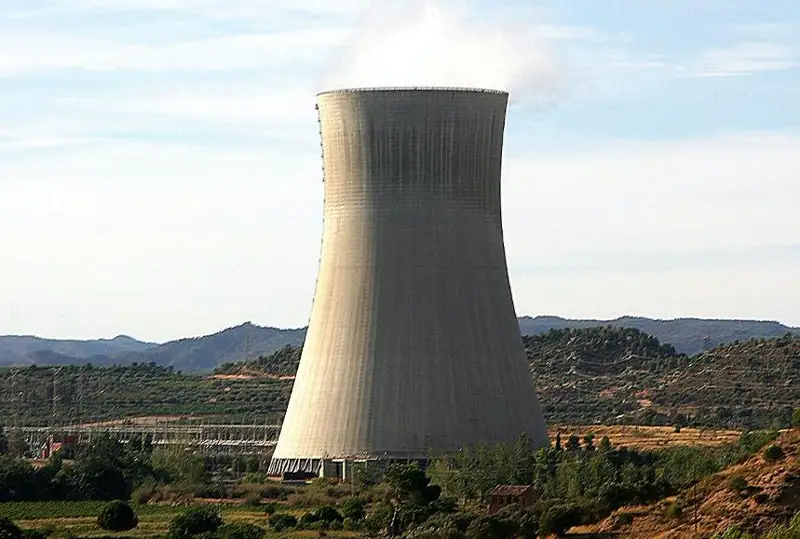 Количество поддерживающих строительство АЭС существенно выросло – Алмасадам Саткалиев