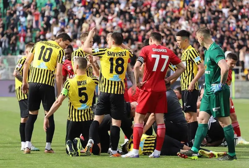 Футболист «Кайрата» получил тяжелую травму и попал в реанимацию