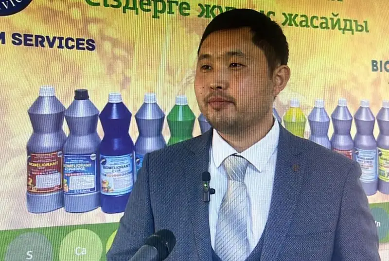 جاس عالىم ماڭعىستاۋلىقتارعا ءوزى ويلاپ تاپقان تىڭايتقىشتى تانىستىردى