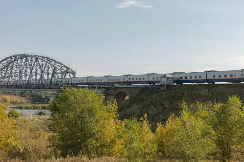 QTJ Alakólge qatynaıtyn poıyzdardaǵy jolaýshy ornyn kóbeıtedi