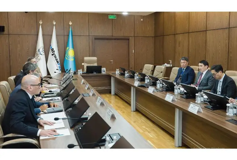 «КазМунайГаз» и ENI договорились построить гибридную электростанцию в Мангистауской области