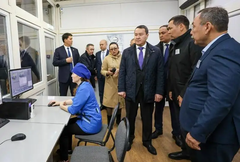 Sharýa qojalyqtary kúsh biriktirse, óndiris shyǵyndary tómendeıdi - Álıhan Smaıylov