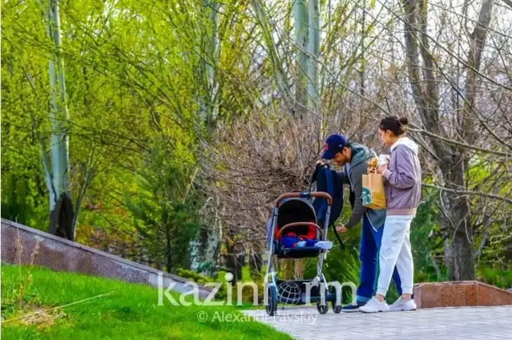 ەلوردادا جاس وتباسىلار اراسىندا بايقاۋ وتەدى