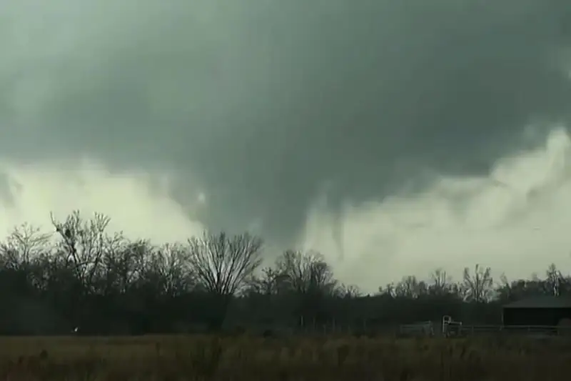 Сотни тысяч человек пострадали от стихийных бедствий на юге США