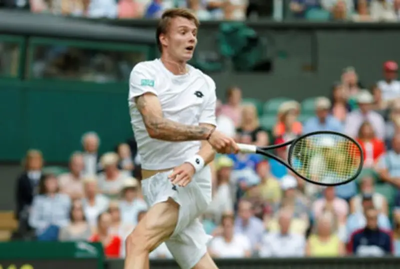 Александр Бублик проиграл во втором матче на «Ролан Гаррос»