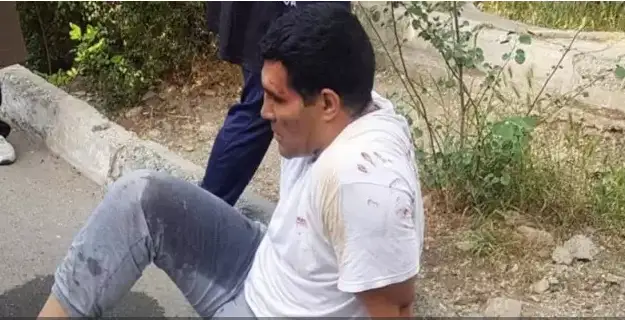 ايەلىنە ارا تۇسكەن چەمپيوندى پوليتسەيلەر اتىپ تاستاعان