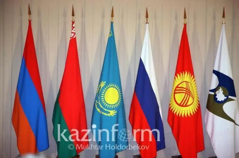 ЕОИИда «Евроосиё электробуси» пилот лойиҳаси бошланди