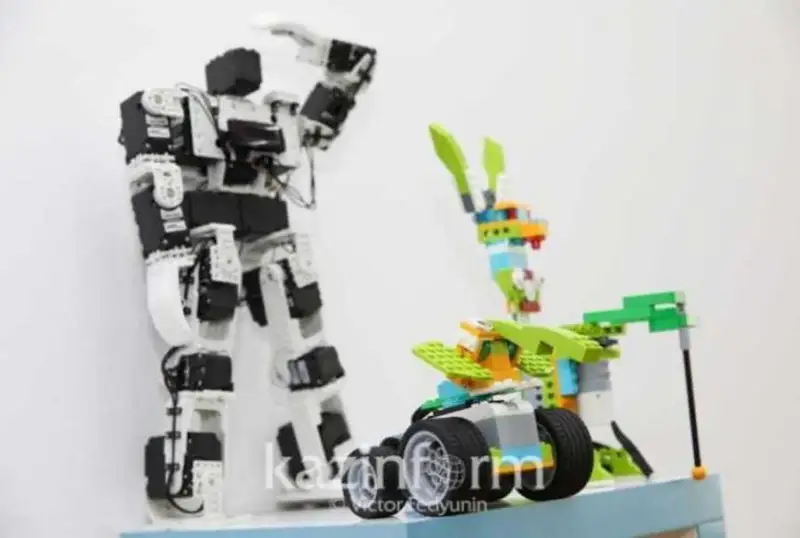 АҚШда бўлиб ўтадиган робототехника бўйича жаҳон чемпионатига 50 га яқин қозоғистонлик ёшлар боради