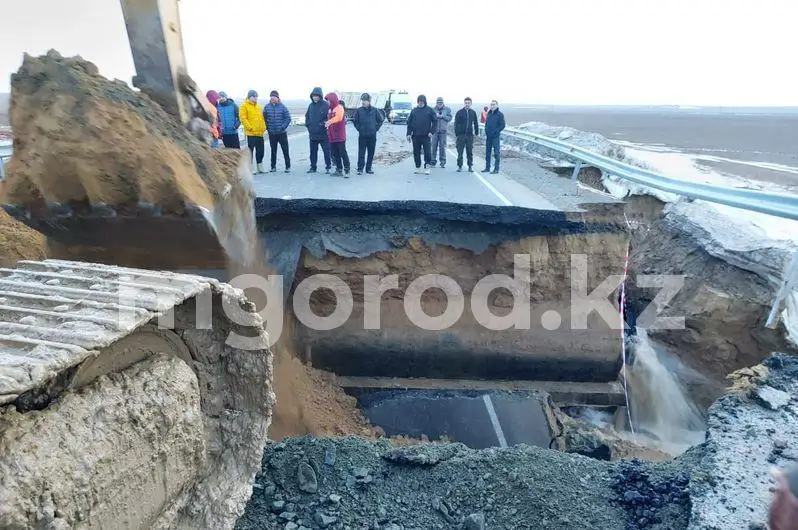 اقتوبە وبلىسىندا تاسىعان سۋ رەسپۋبليكالىق ماڭىزى بار جولدى جىرىپ كەتتى