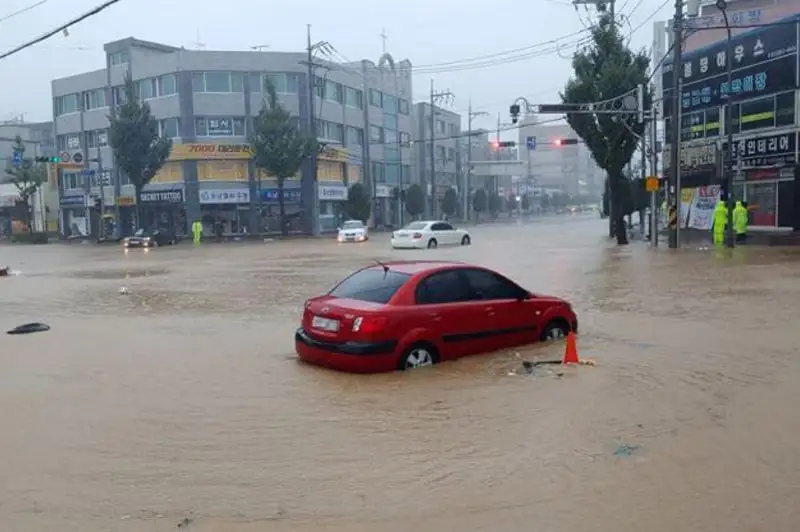 台风“米娜”袭击韩国致4人死亡2人失踪