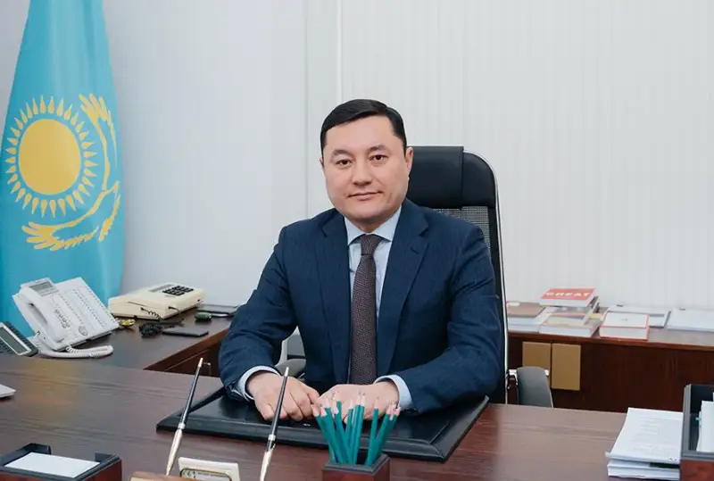 Освобожден от должности вице-министр индустрии и инфраструктурного развития РК Сарсембаев