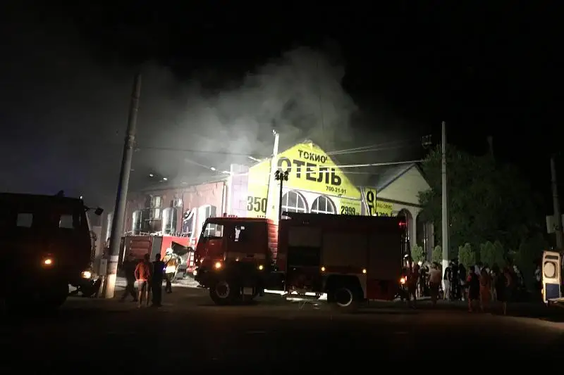 乌克兰南部一旅馆发生火灾 造成8人死亡10人受伤
