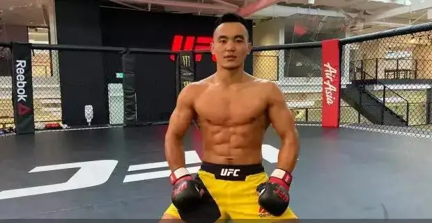 قىتايدا تۇراتىن قازاق فايتەرى  UFC تۋرنيرىندە جەڭىسكە جەتتى