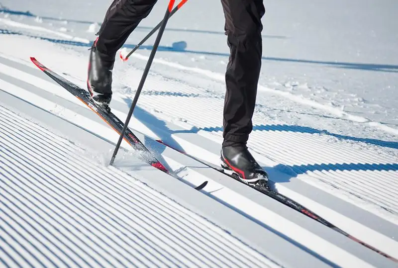 Полицейские на лыжах будут патрулировать курорт «Шымбулак»