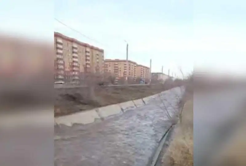 ورال قالاسىندا توتەنشە جاعداي جاريالاندى - ۆيدەو