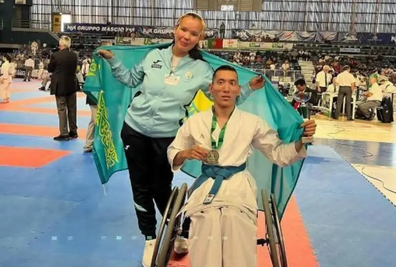 ەلوردالىق پاراكاراتەشىلەر الەم چەمپيوناتىندا ەكى «التىن» الدى