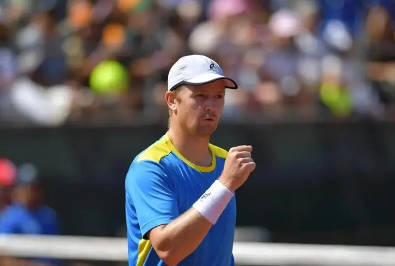 Андрей Голубев Туриндаги турнирнинг чорак финалига чиқди