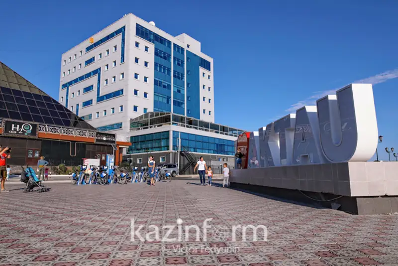Toqaev Qazaqstan, Túrkııa, Ázerbaıjan basshylarynyń kezdesýin Aqtaýda ótkizýdi usyndy