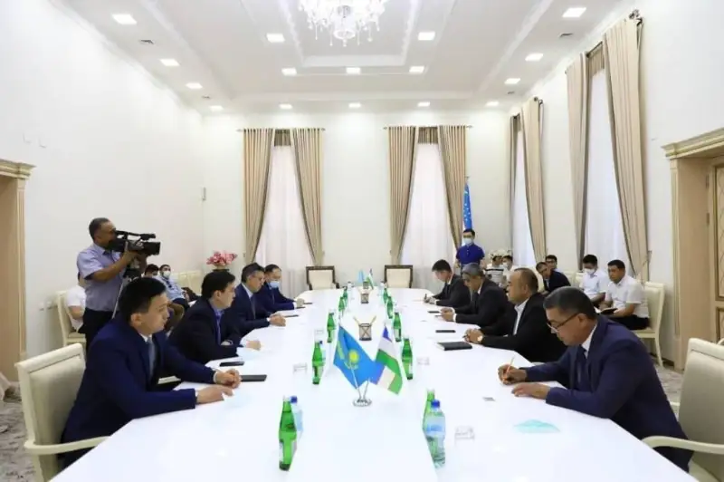 Фарғонада қозоғистонлик ишбилармонлар йирик қишлоқ хўжалик маҳсулотлари марказини барпо этишади