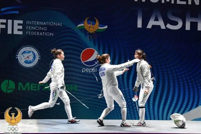 Жаҳон кубоги: Ўзбекистон қиличбозлари ғолиб чиқишди