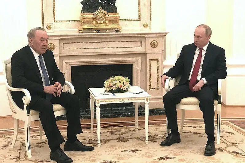 Москвада Нурсултон Назарбоев Владимир Путин билан учрашди