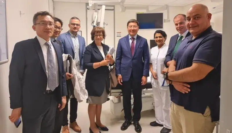 Қозоғистонлик талабалар Нидерландиядаги энг йирик тиббиёт марказида таҳсил олишлари мумкин бўлади