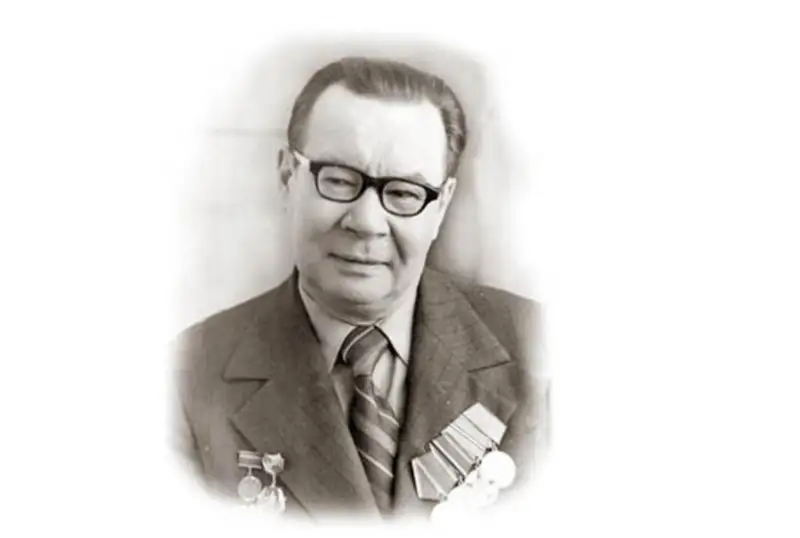 داۋىلپاز داۋىس يەسى