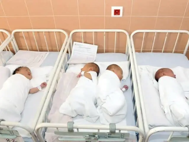 Ўзбекистонда 6 ой ичида 391 258 та бола туғилган