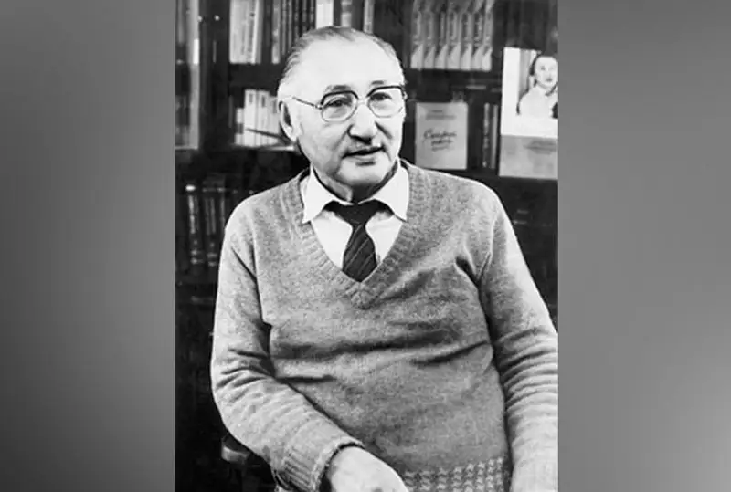 سافۋان شايمەردەنوۆ دۇنيەگە كەلگەن امانگەلدى اۋىلىندا ءبىر عانا ءۇي قالعان