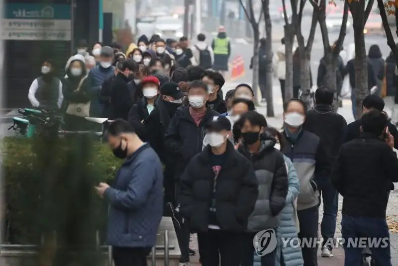 韩国日增确诊破纪录 或随时启动应急计划