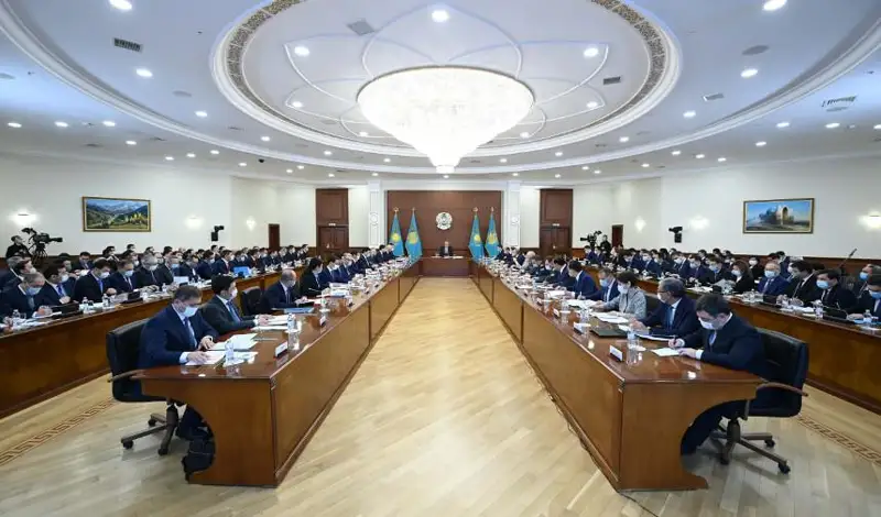 Началось расширенное заседание Правительства под председательством Президента РК