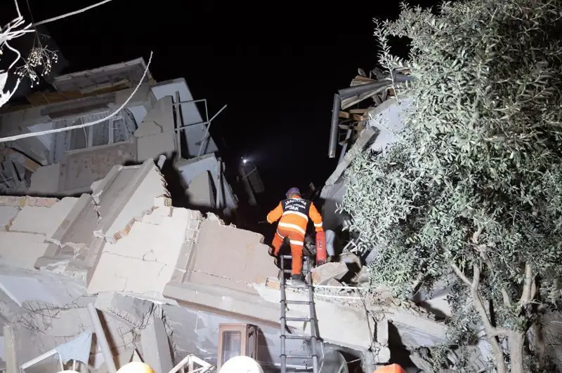 Туркиянинг Хатай провинциясидаги зилзила қурбонлари сони 6 нафарга етди