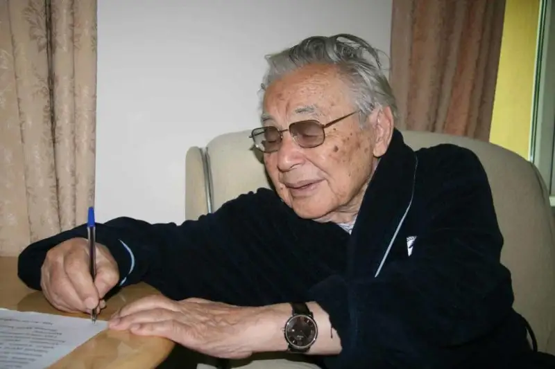 ءابدىجامىل نۇرپەيىسوۆ: مەنى تۇلعالار ءوسىردى