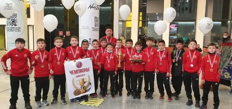 Нур-Султанлик ўсмирлар футбол бўйича Туркияда ўтказилган халқаро турнирда чемпион бўлди