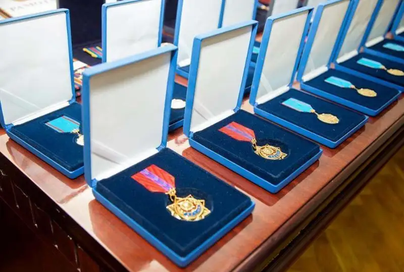ҚР Ички ишлар вазирлигида бенуқсон хизмати билан ажралиб турган полиция ходимлари тақдирланди