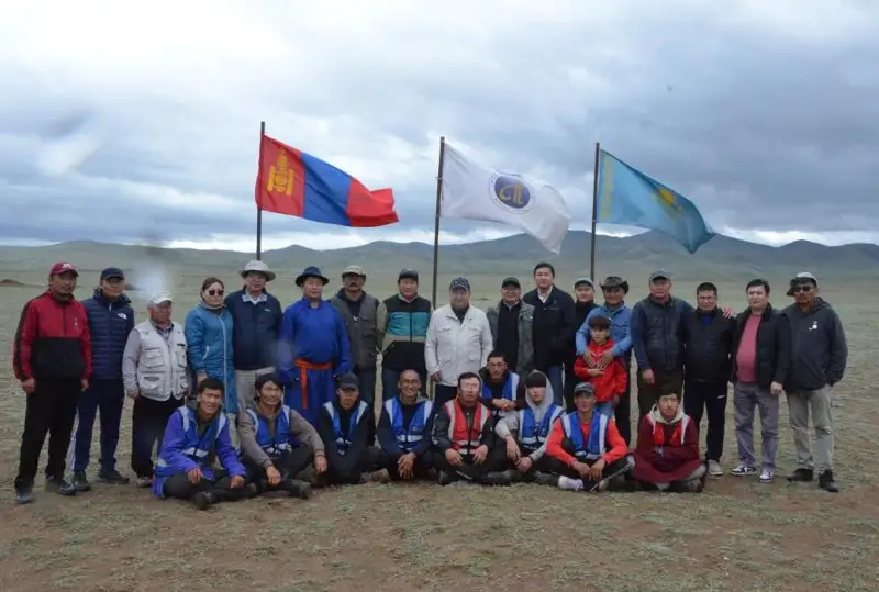 تاۋتەكە، ارىستان، قوي مۇسىندەرى، بالبالدار - موڭعوليادان تابىلعان جادىگەرلەر