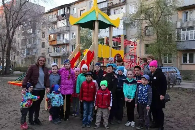 اكىمگە ءسوزى وتكەن بالا: وسكەمەن قالاسىنىڭ اكىمى 10 جاستاعى تۇرعىننىڭ ءوتىنىشىن ورىندادى