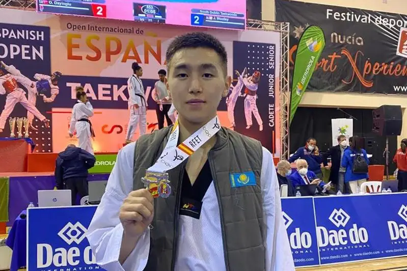 Қозоғистонлик таэквондочи Испаниядаги турнирда кумуш медални қўлга киритди