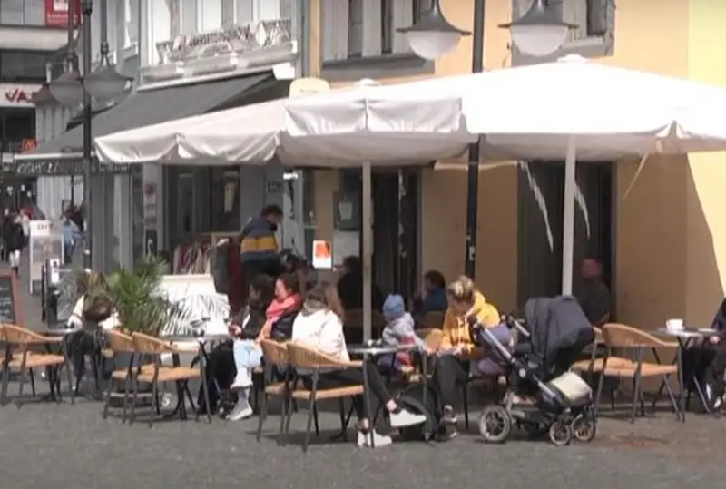 Германия ужесточит ковидные правила