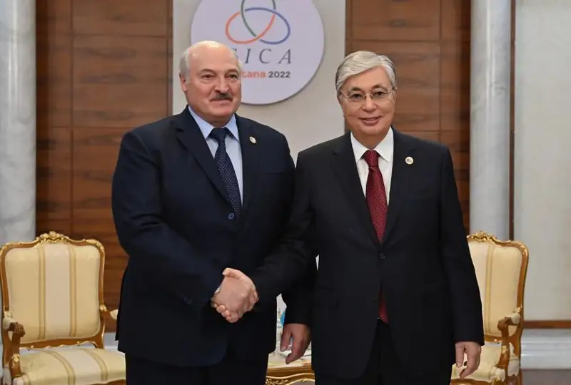 Қасим-Жомарт Тоқаев Беларусь Президенти Александр Лукашенко билан учрашди
