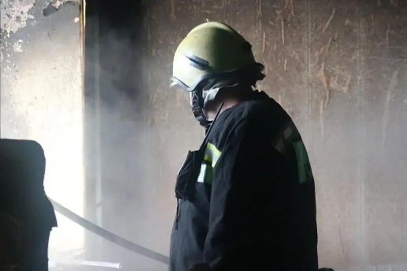 Россияда портловчи моддалар ишлаб чиқарадиган заводда содир бўлган ёнғин оқибатида 15 киши ҳалок бўлди