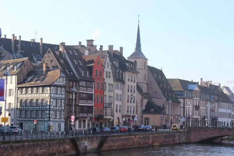 Приостановить выездные заседания в Страсбурге предложил коллегам  депутат Европарламента