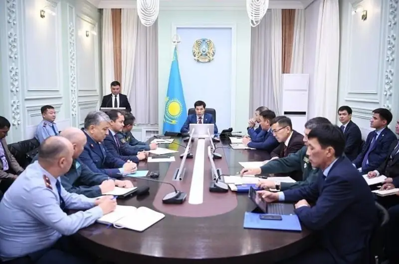 ب ق و اكىمى شەكارادا قالىپتاسقان جاعدايعا بايلانىستى جيىن وتكىزدى