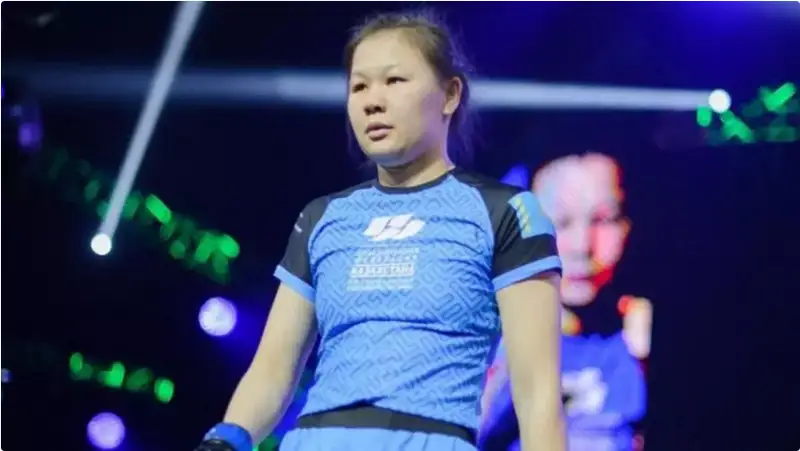 شاۆكات راحمونوۆتىڭ قارىنداسى ءۇش دۇركىن الەم چەمپيونى اتاندى